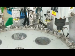 Máquina de montagem de rebitagem de mola