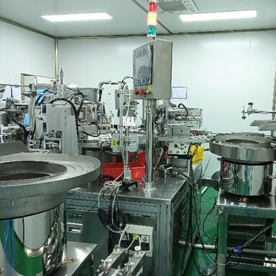 Bom preço. Máquina de montagem de tampa de folha de alumínio para perfusão Máquina automática de tampa de garrafa on-line