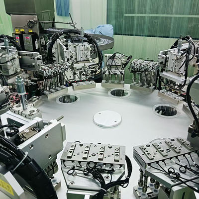 Bom preço. Máquina de montagem automática Euro Cap dinâmica e estável de aço inoxidável, movida por servomotores e discos de indexação. on-line