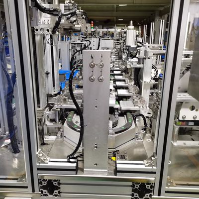 Bom preço. Máquina de montagem de cabeça de bomba de pulverização com alta capacidade no tipo de loop on-line