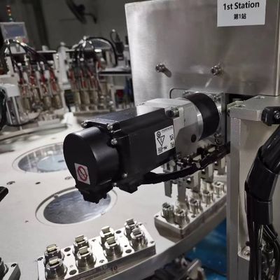 Bom preço. Máquina de montagem de Euro Cap controlada por PLC para peeling Seal Foil Caps Operação fácil e alta taxa qualificada on-line