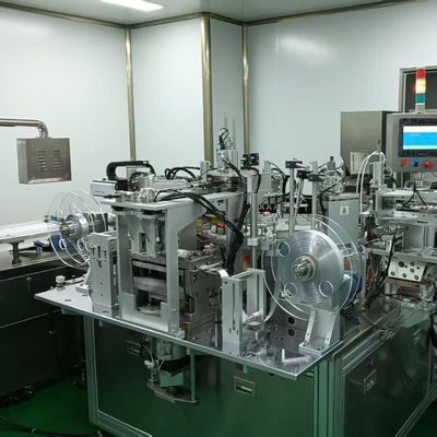 Bom preço. Máquina de montagem de tampas de iodo e máquina de bolhas em uma máquina de alta eficiência on-line