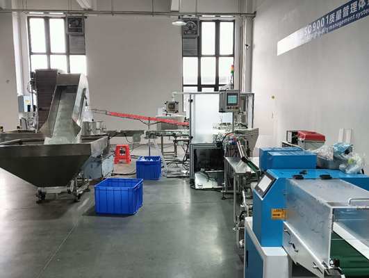Bom preço. Máquina de Rosquear e Máquina de Embalagem Conectadas para Linha de Produção Completa on-line