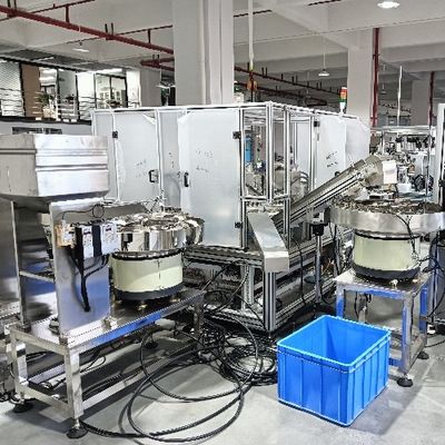 Bom preço. Máquina de montagem automática de tampa dobrável dupla de tipo de infusão on-line