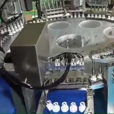Máquina de montagem de tampa de desicante personalizada para especificações específicas e requisitos de capacidade