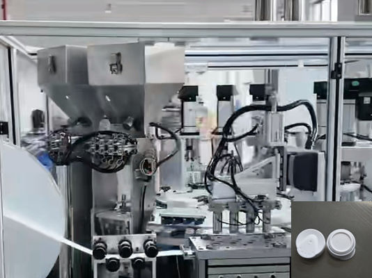 Bom preço. Precisão da máquina de montagem de preenchimento de tampa de desicante com servomotor e controle PLC on-line