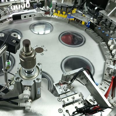 Bom preço. Máquina de montagem automática não-padrão de Iodofor Cap PLC controle remoto operação de plataforma giratória on-line