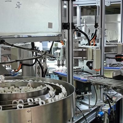 Bom preço. Linha de produção personalizada de plataforma giratória ou loop para máquina de montagem de helicaps com detecção automática on-line