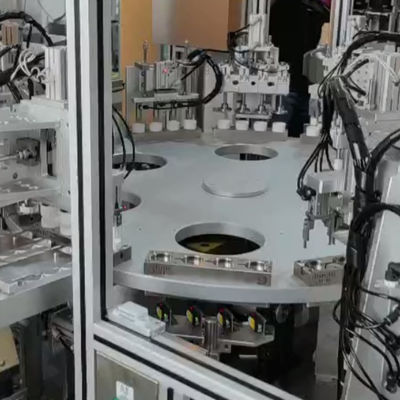 Máquina de Montagem Flexível de Necessidades Diárias para Montagem de Produtos de Tampa Dessecante