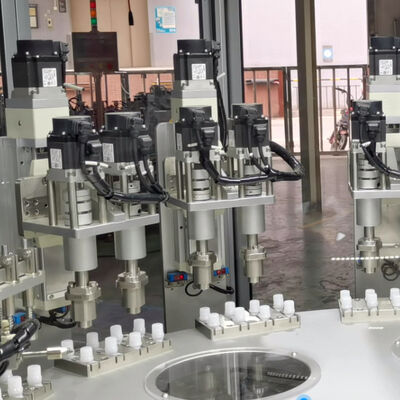 Máquina de parafusar tampa de aço inoxidável com sistema de controle PLC para montagem de tampa de alta taxa qualificada